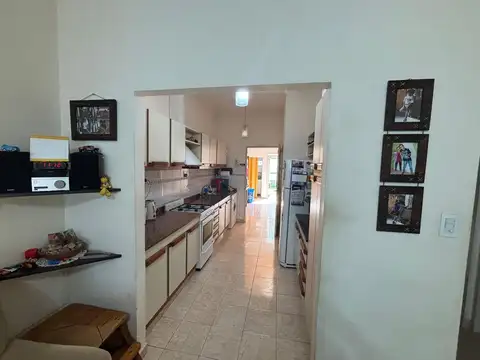 Venta Casa 4Ambientes.Moreno Centro  Multifamiliar