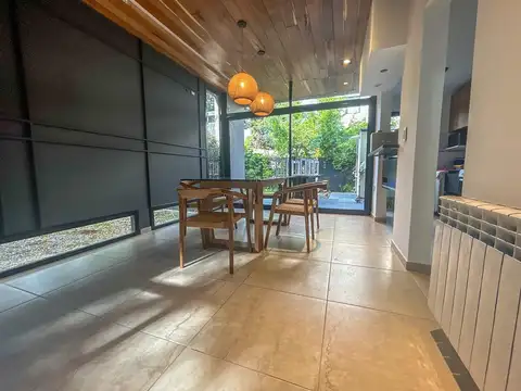 Depto Tipo Casa en Venta en Manuel B Gonnet, USD 155.000