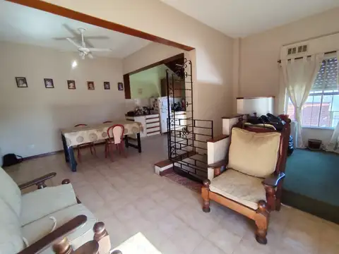 Depto Tipo Casa en Venta 45 años