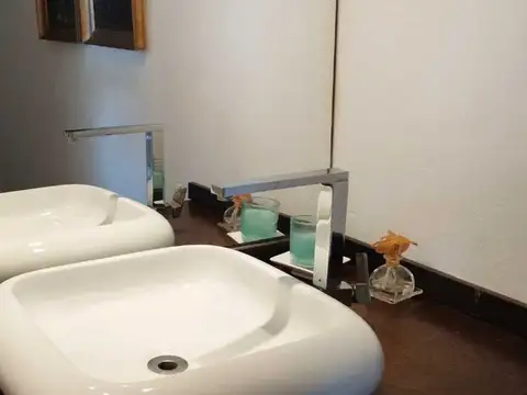 Casa 6 ambientes con 3 baños