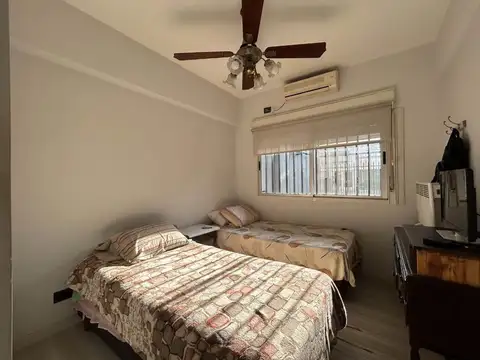 Depto Tipo Casa 4 ambientes con 2 baños