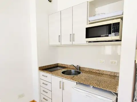 Departamento en Alquiler en Recoleta, $ 650.000