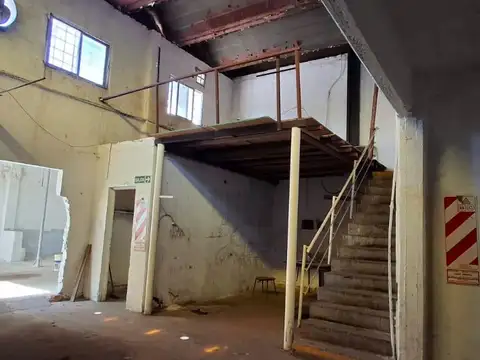 Terreno en Venta 28  mts Fondo