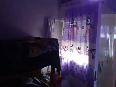 Casa con Local en  venta en G. de Laferrere