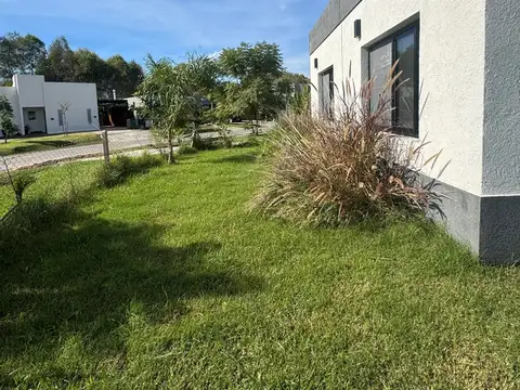 Casa  en Venta en Los Arces, La Cañada de Pilar, Pilar