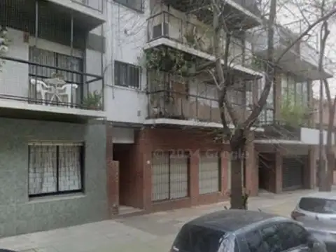 Enrique Martínez e/ Virrey Arredondo y Virrey Olaguer y Feliú