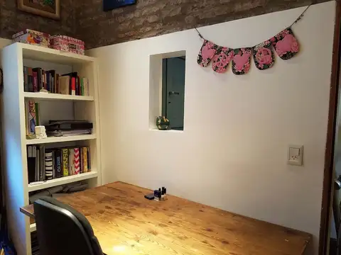 Alquiler anual casa 6 amb en Chacarita.