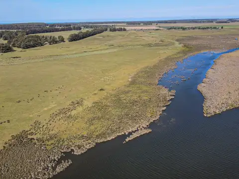 Chacras en venta de 5has en en El Medellin con costa arroyo