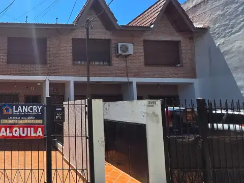 Dúplex  con cochera en San Miguel