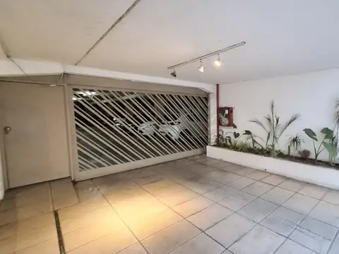 Venta, Cochera en Edificio, Belgrano.
