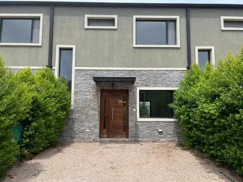 Departamento 3 ambientes, Cañada Village