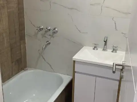 Departamento en Alquiler en Tapiales, $ 550.000