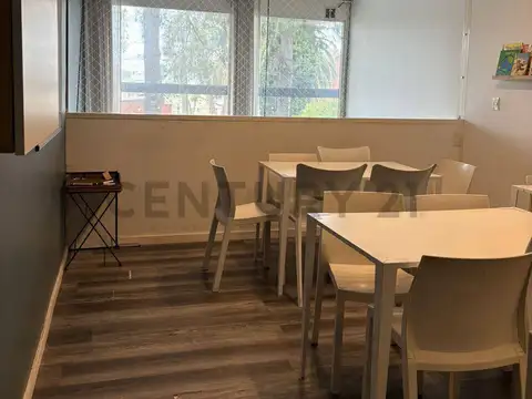 Local en Alquiler en Joaquin Gorina, USD 500