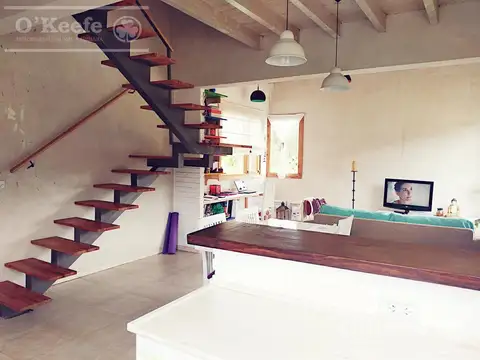 Chacra  Lago Puelo 2 has   Importante Casa de 235 m2 de gran calidad