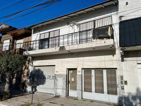 VENTA CASA MULTIFAMILIAR + LOCAL+ DEPTO  SAN JUSTO
