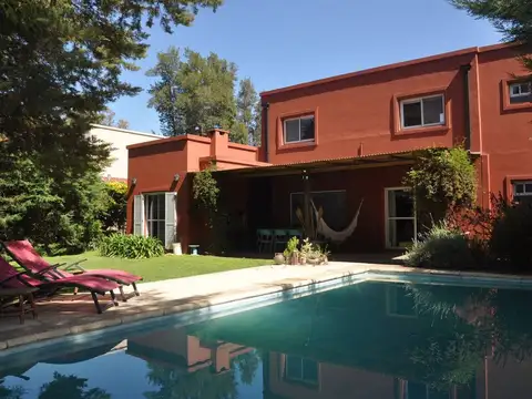 VENTA CASA 5 AMB C/ PILETA - LA HERRADURA - PILAR