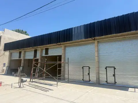 Locales de Paseo de Compras en Caaamaño 100