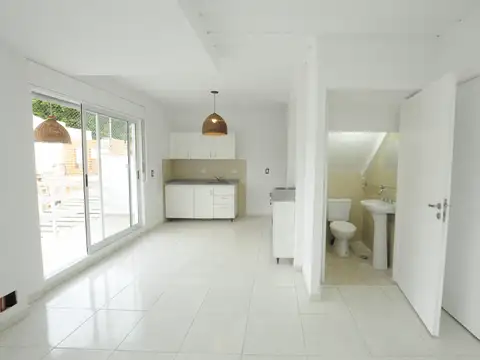 Depto Tipo Casa en Venta de 3 ambientes