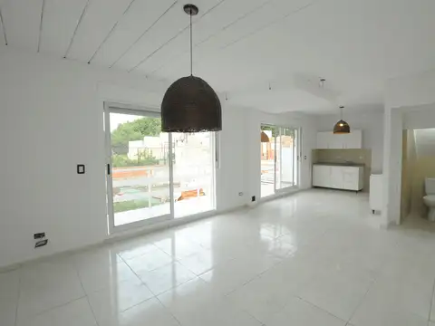 Aizpurua 3300, Piso 1