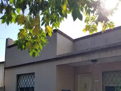 Casa en Venta en Villa Adelina, USD 150.000