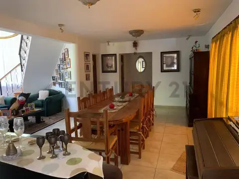 Casa a la venta en Country Club El Paraiso , Guernica