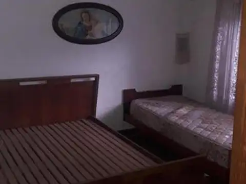 BRASIL 600  - CASA 3 AMB    LOCAL   GALPON  - V. MARTELLI