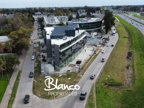 Oficina en Alquiler al Este