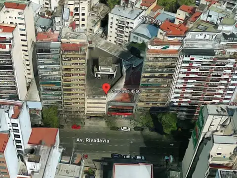Av. Rivadavia 4360 e/ Muñiz y José Mármol
