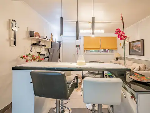 Venta 2 ambientes con Patio propio y parrilla