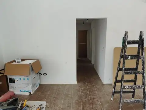 Casa en Venta con 4 cocheras