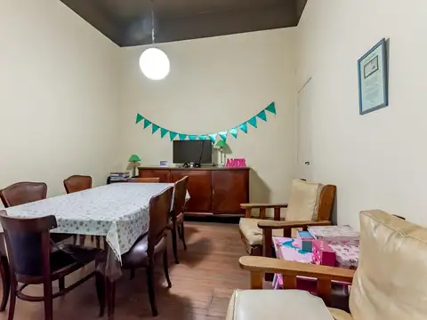 Depto Tipo Casa en Venta en Caballito, USD 190.000