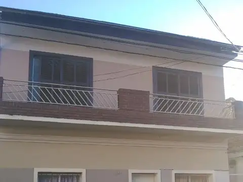 Depto Tipo Casa en Venta de 3 ambientes