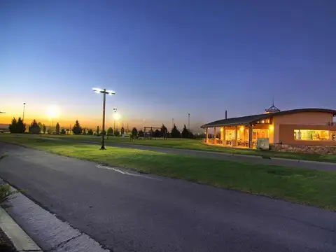 TERRENO DE 1501M2 EN VENTA LA CASCADA COUNTRY GOLF