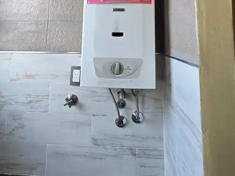 Depto Tipo Casa en Venta 40 años