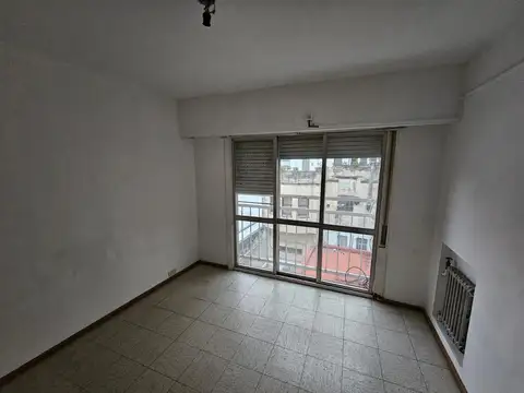 San Lorenzo 800, Piso 04