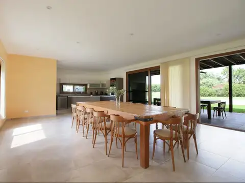 Casa en Venta al Oeste