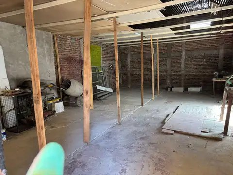 Galpon en Alquiler 6  mts Frente