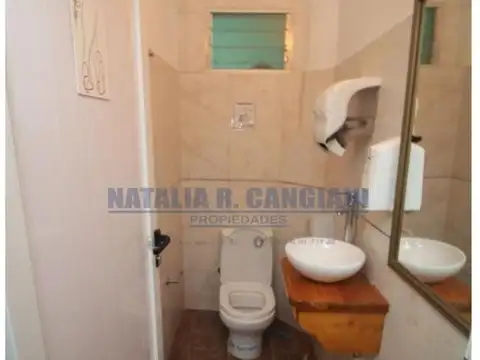 Garibaldi 1400 , Piso --