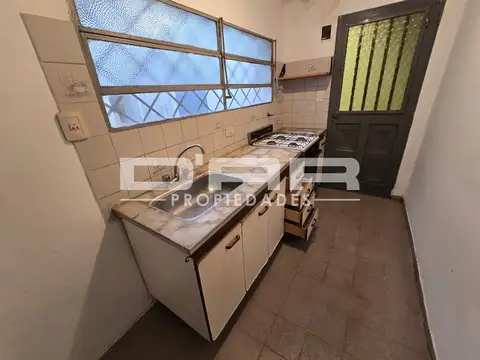 Depto Tipo Casa en Venta 60 años