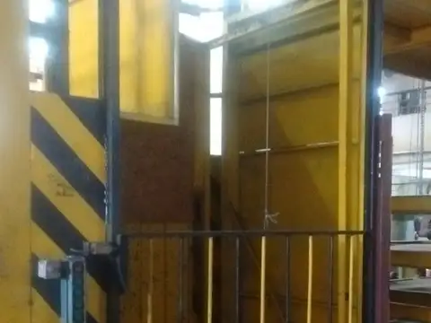 Galpon en Venta en Caseros, USD 650.000