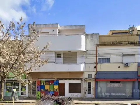 Excelente 3 amb fte. a la estación - Vta. Dta. - Apto Crédito - OPORTUINIDAD 