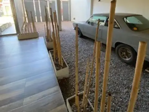 Oportunidad en COCHERAS 3 Unidades