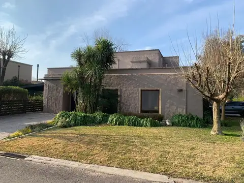 Casa B Cerrado El Molino, Pilar en venta 3 Dorm