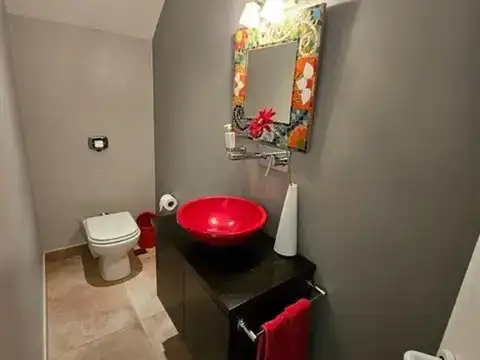CASA EN VENTA MIRALAGOS