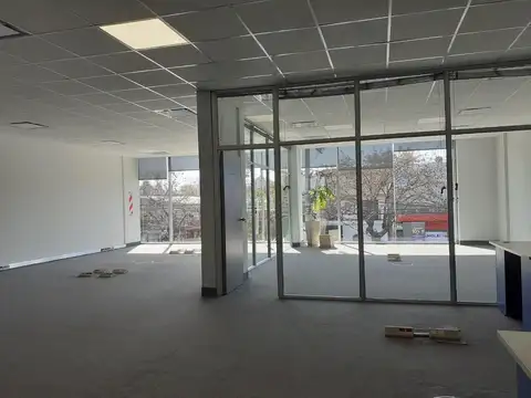 Local en Venta en San Isidro, USD 2.550.000