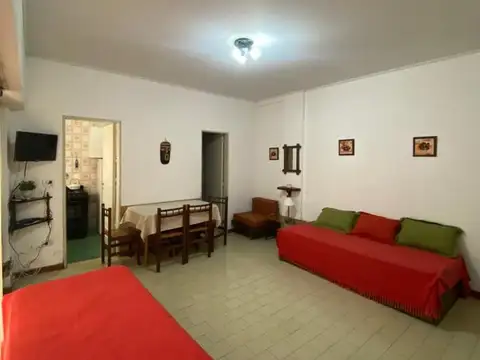 Departamento en Alquiler Temporal en Plaza Colon, $ 35.000