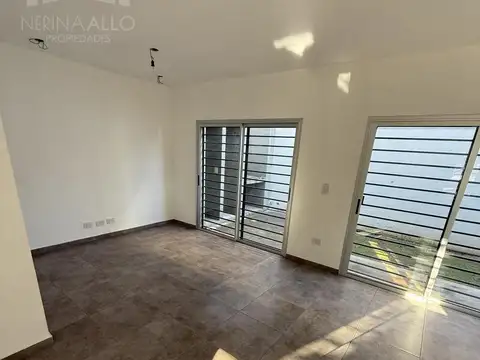 Depto Tipo Casa en Venta de 3 dormitorios