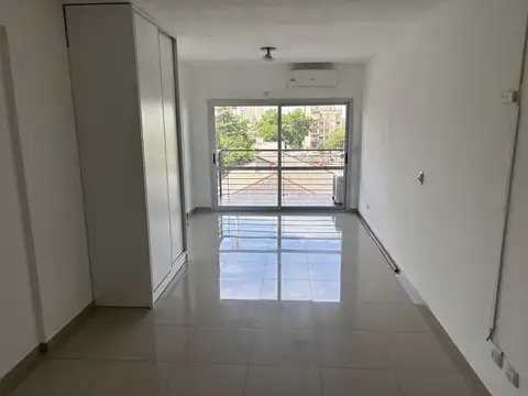 AV. DIRECTORIO al 2500