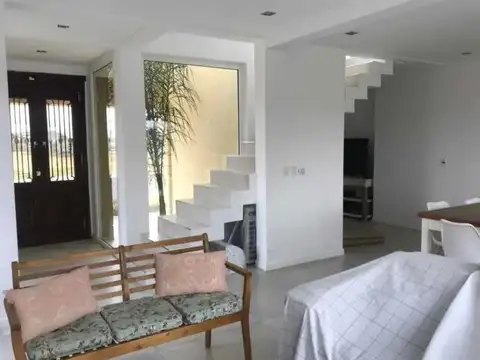 Puertos Barrio Araucarias 100