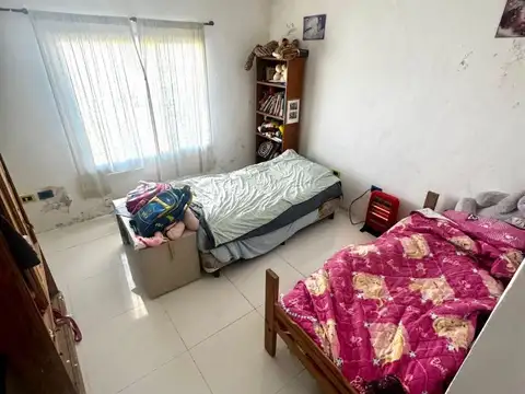 Casa Moderna En Barrio Parque Matheu